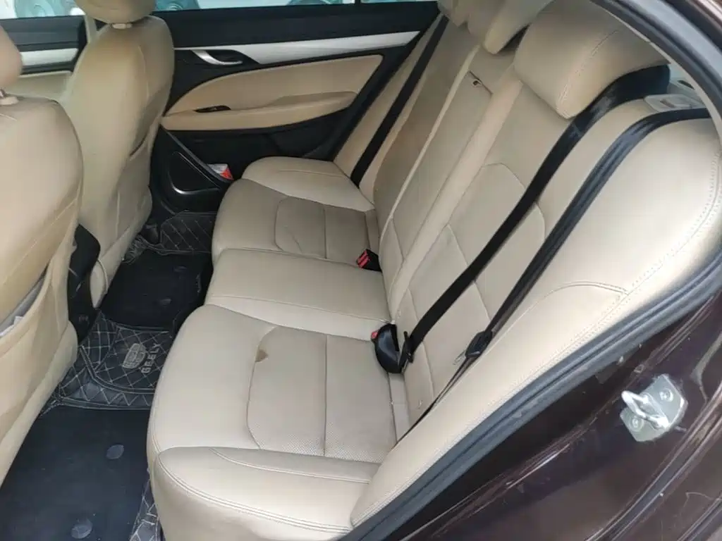 Geely Emgrand — миниатюра 17