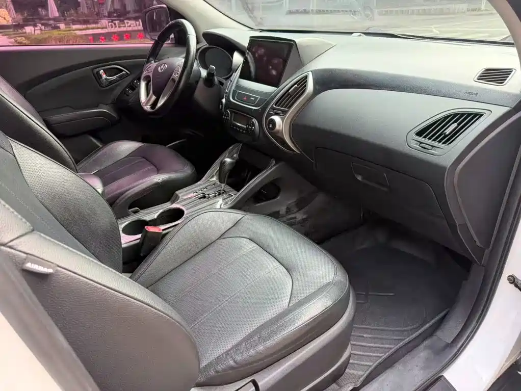 Hyundai ix35 — миниатюра 9