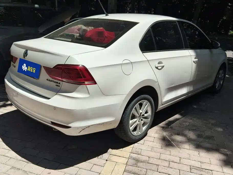 Volkswagen Santana — миниатюра 3