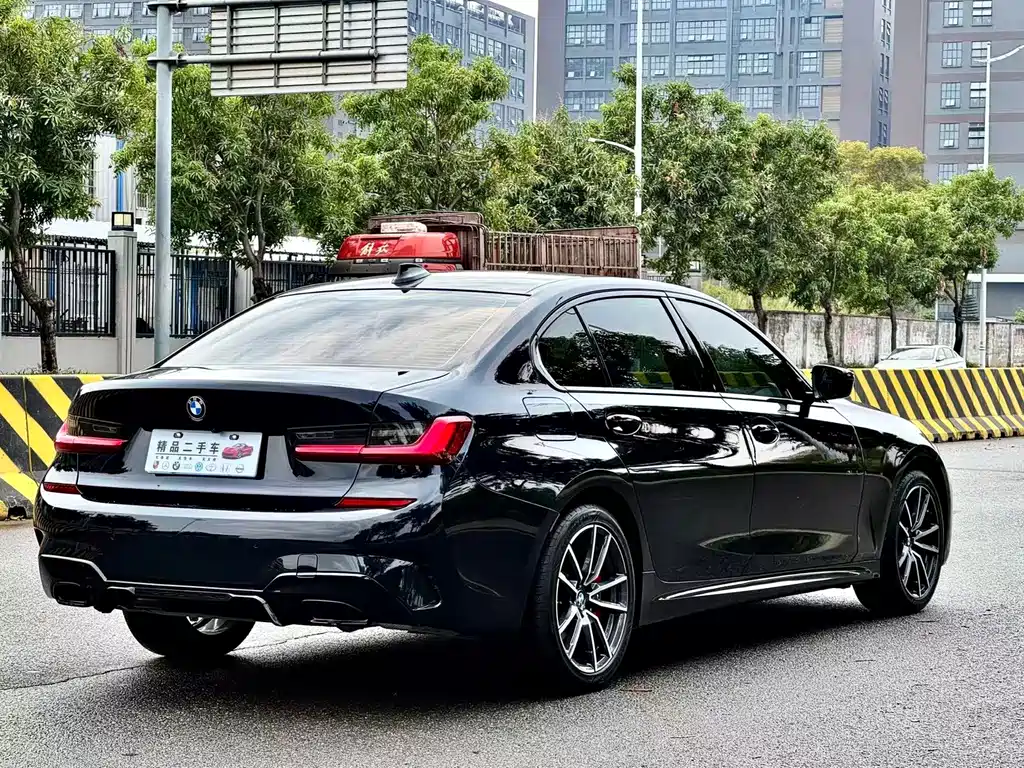 BMW 3 Series — миниатюра 9