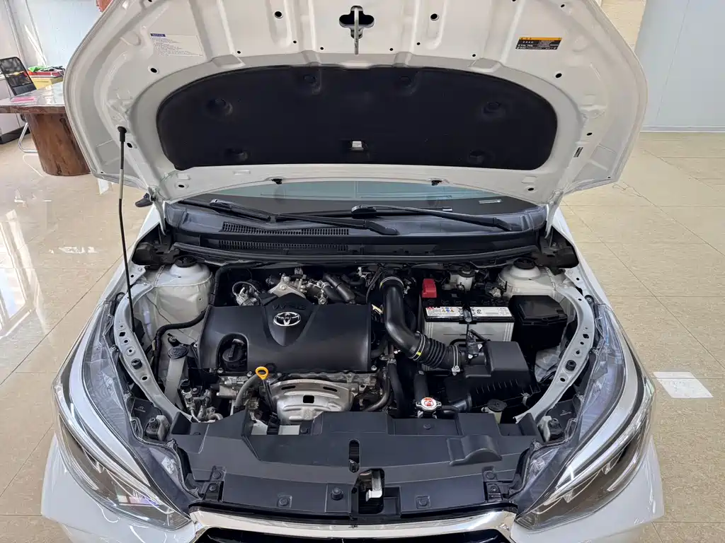 TOYOTA YARIS L ZHIXUAN