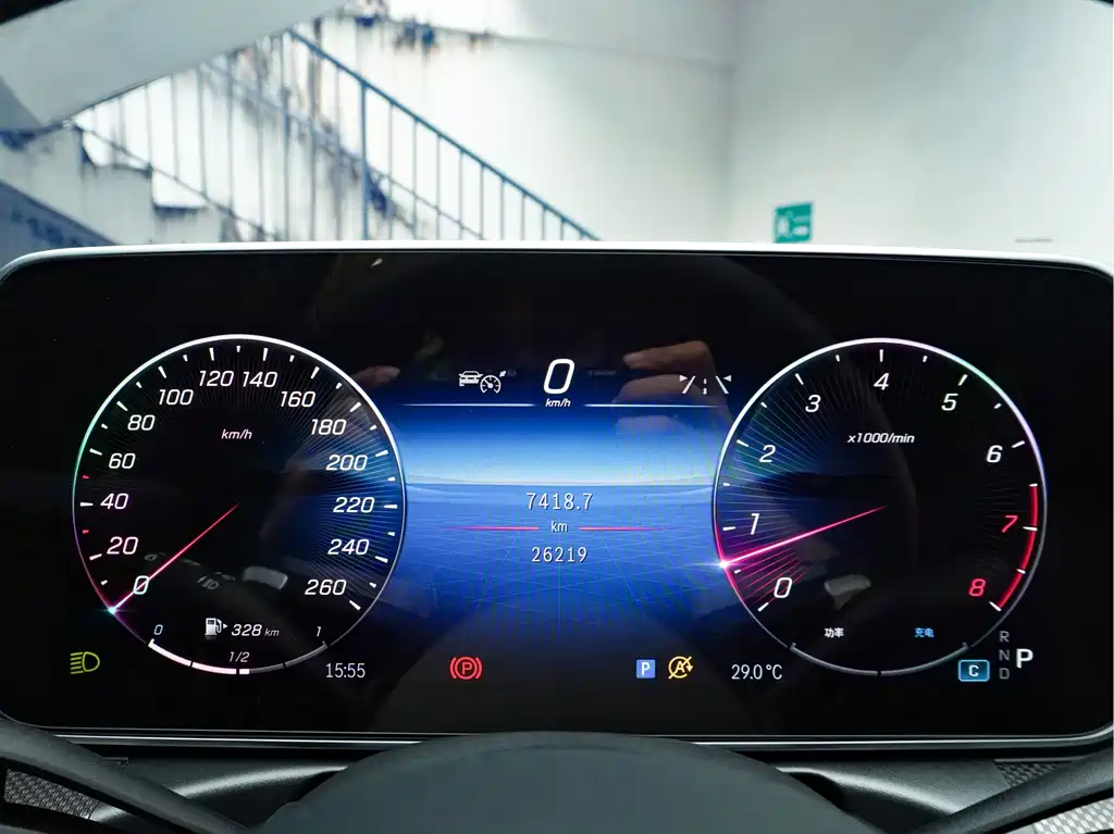 Mercedes-Benz C-Class — миниатюра 15