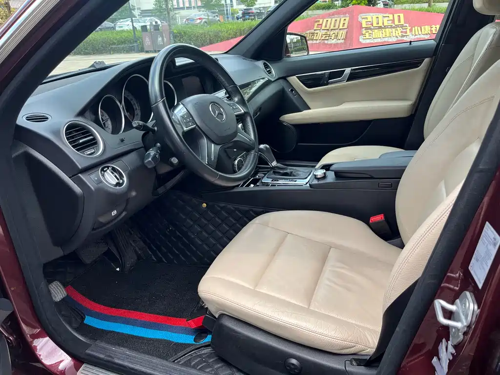 Mercedes-Benz C-Class C 2011 C 200 CGI