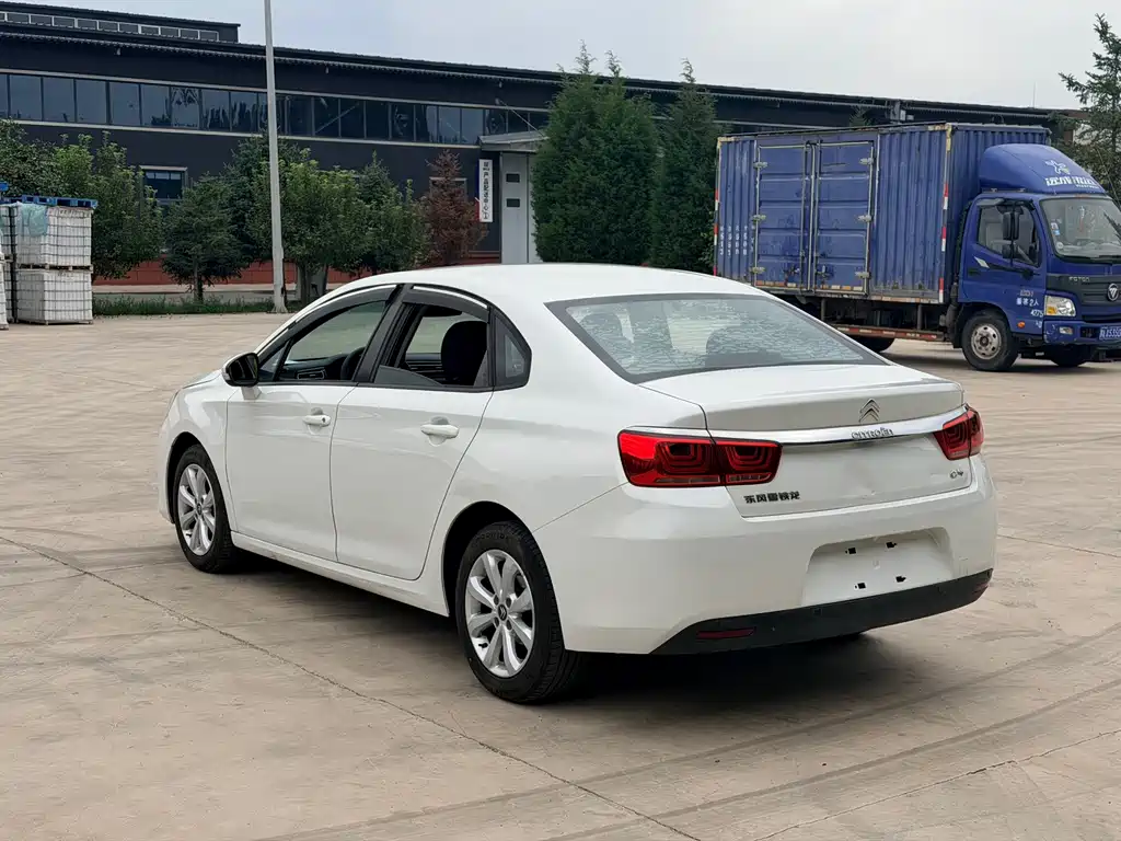 Citroen C4 — миниатюра 7