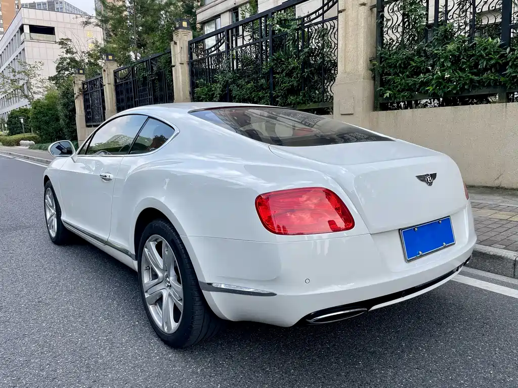Bentley Continental — миниатюра 5