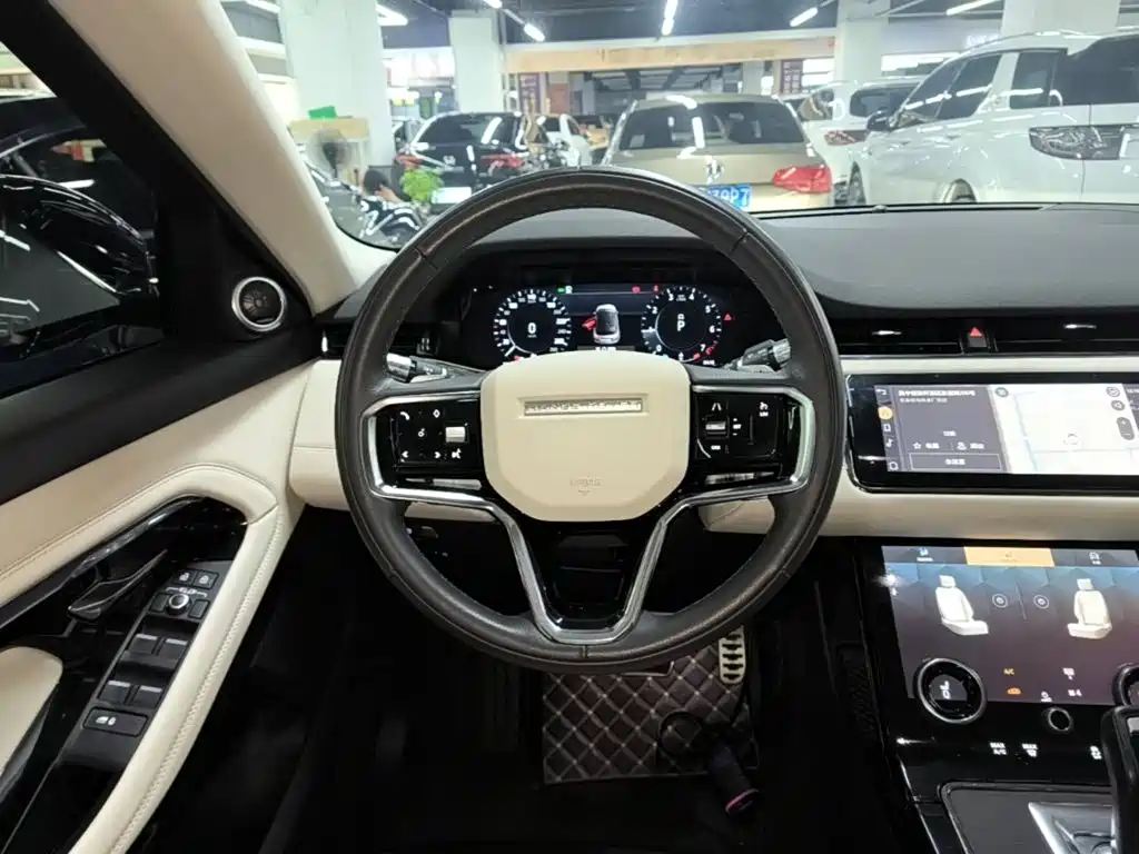 Land Rover Evoque — миниатюра 11