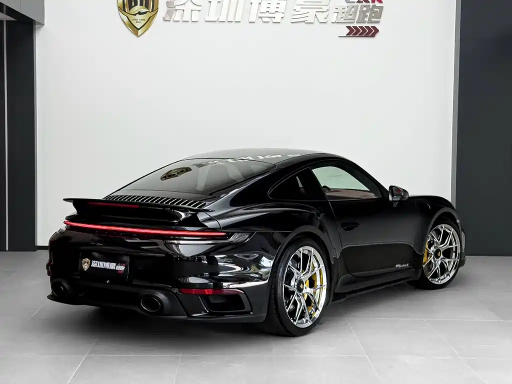 Porsche 911 2022 Turbo S 3.7T