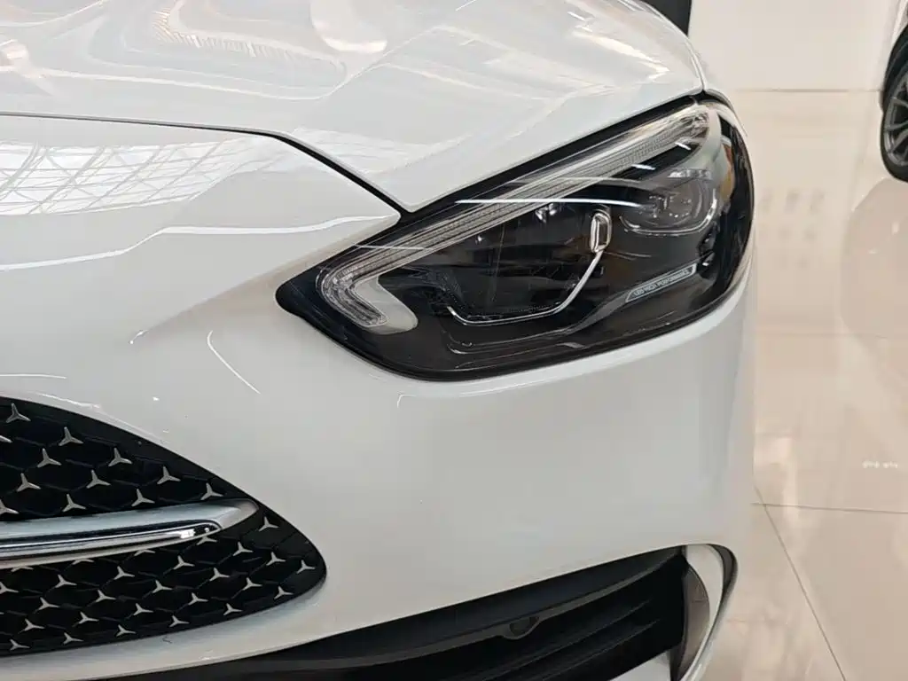Mercedes-Benz C-Class — миниатюра 24