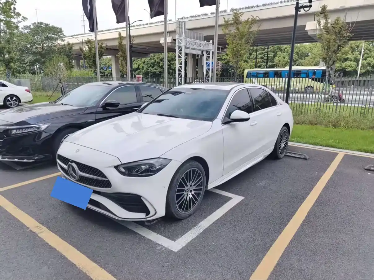 奔驰C级 2024款 C 200 L 运动版 2024