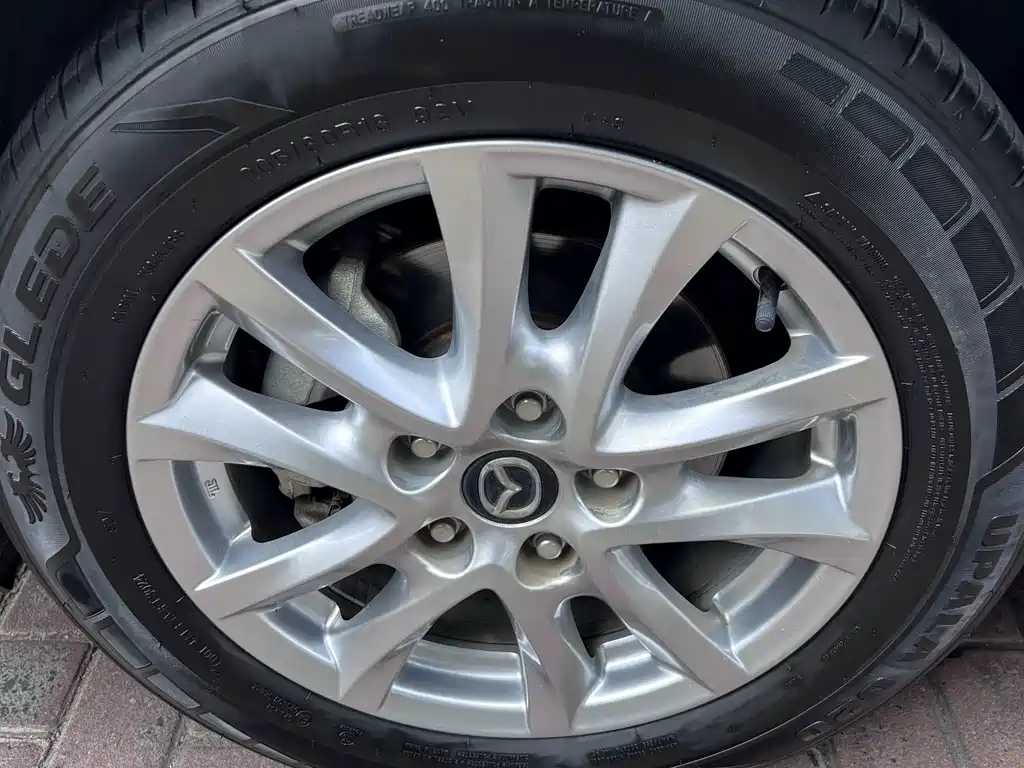 Mazda 3 Axela — миниатюра 13