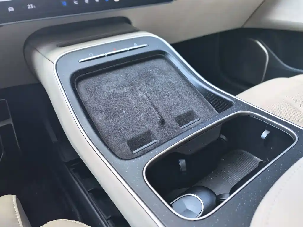 NIO ET5T — миниатюра 10