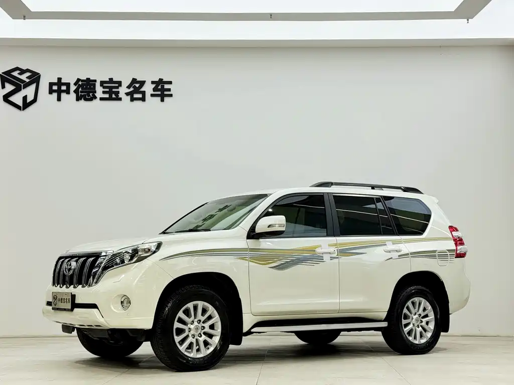TOYOTA PRADO