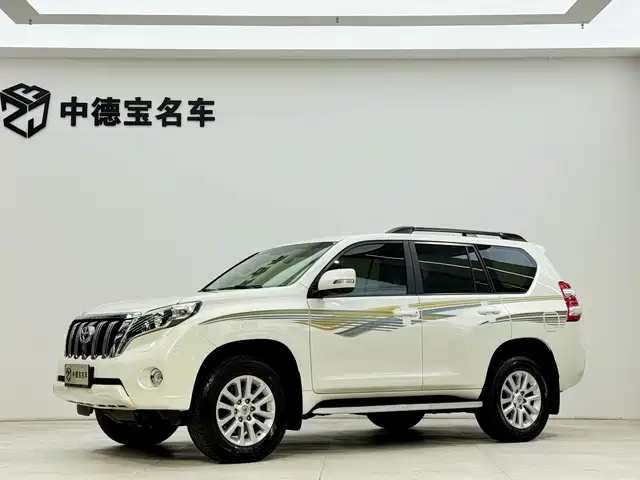 TOYOTA PRADO 2017