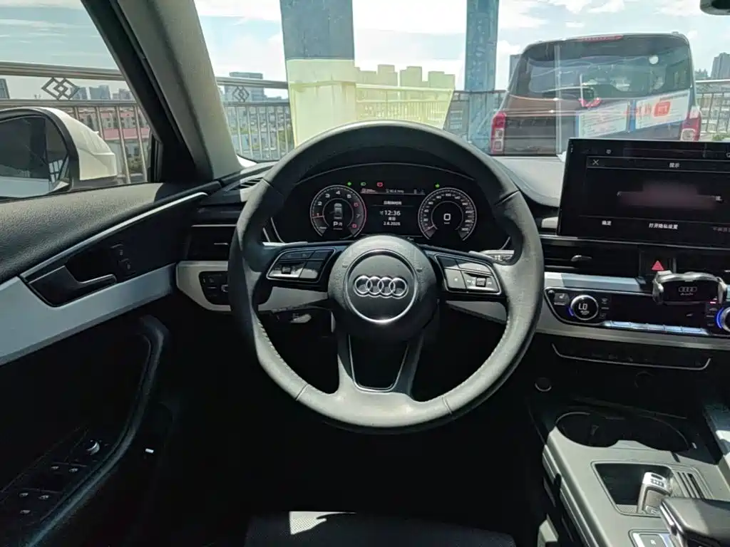 Audi A4L — миниатюра 11