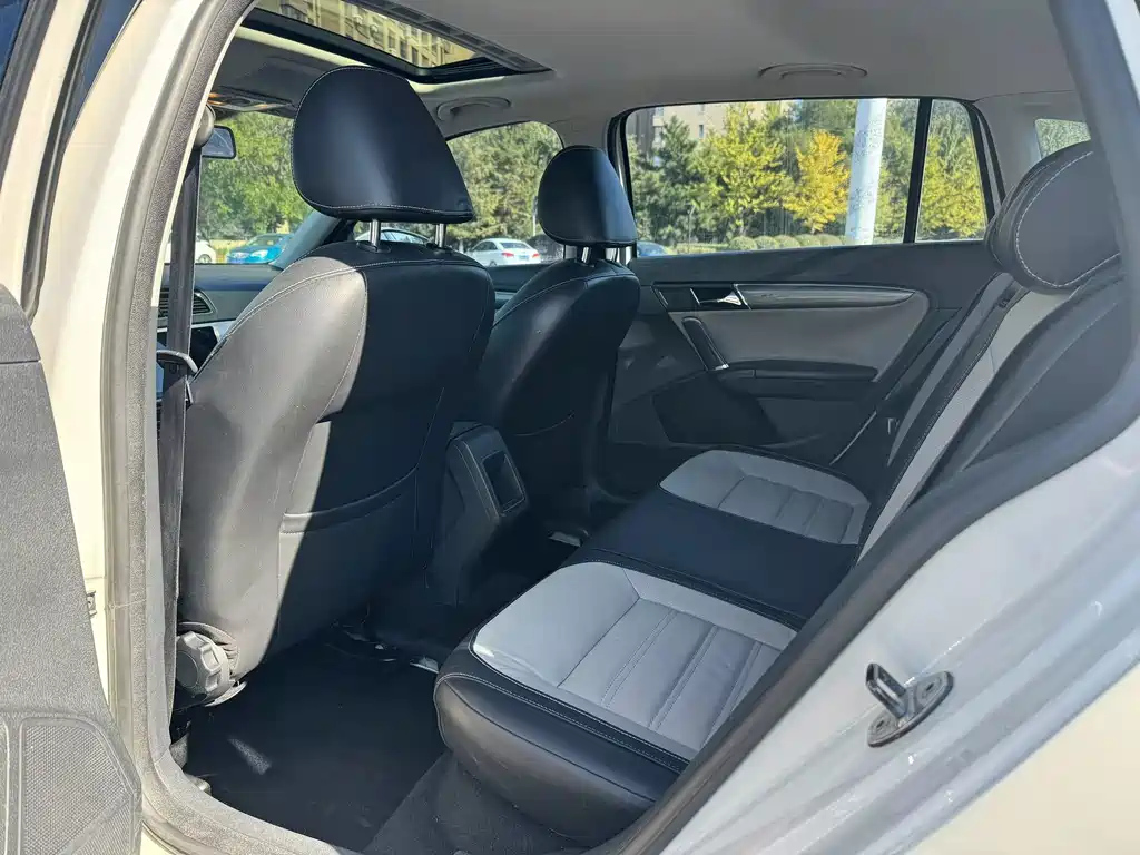 Volkswagen Cross Lavida — миниатюра 6