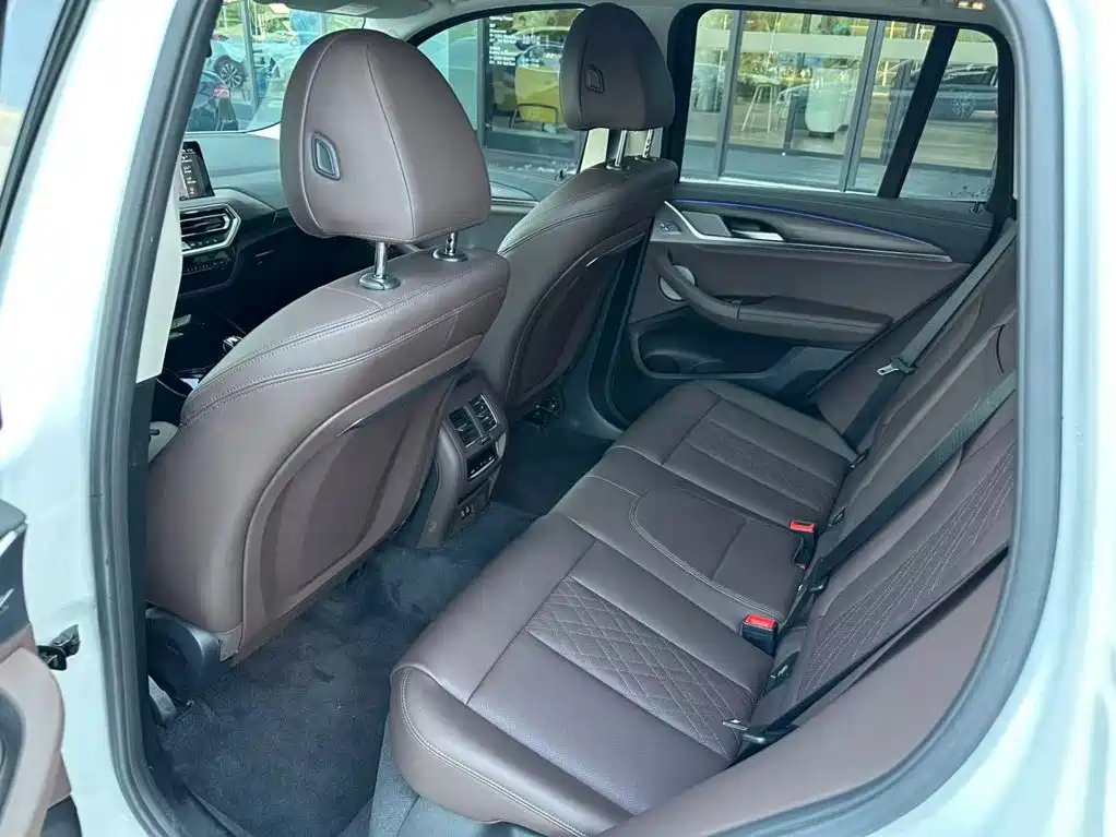 BMW X3 — миниатюра 8