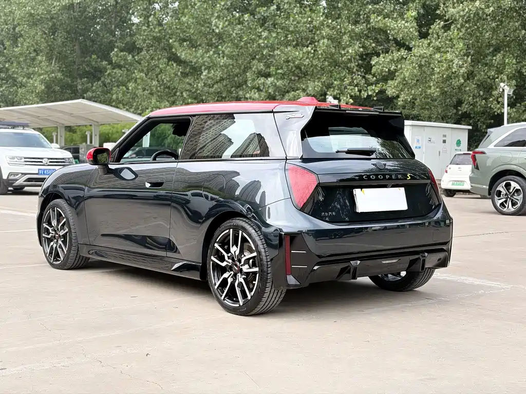 MINI MINI COOPER EV — миниатюра 10