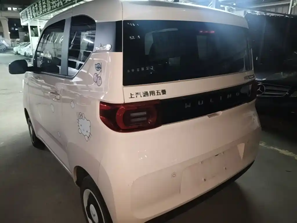 Wuling MINIEV — миниатюра 5