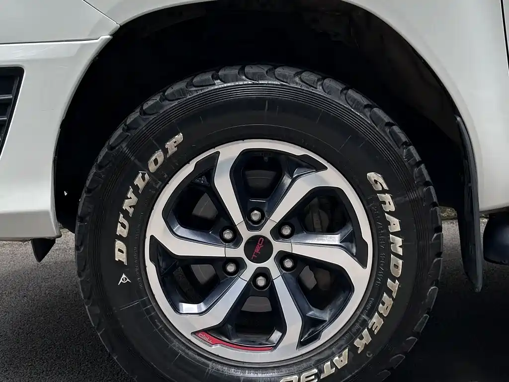 Toyota Hilux 2020 4.0L AT