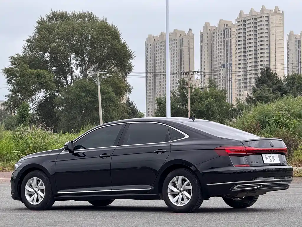 Volkswagen Passat — миниатюра 5