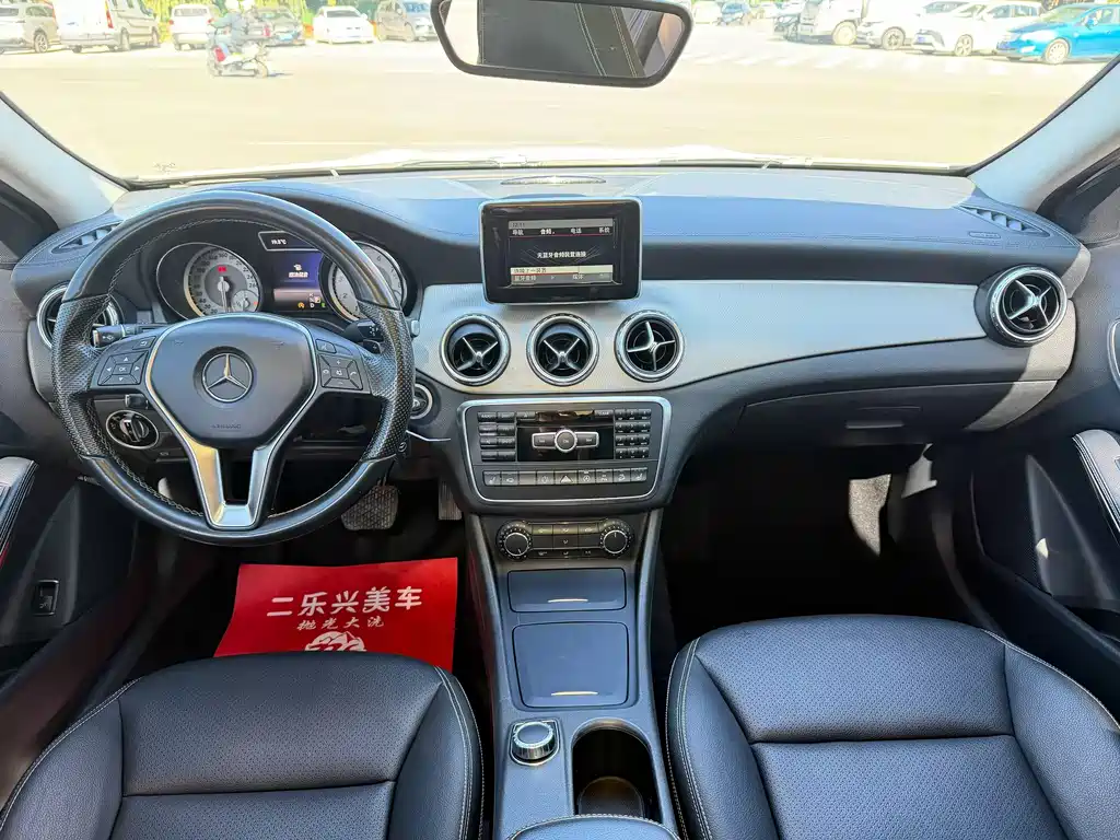 Mercedes-Benz GLA — миниатюра 5