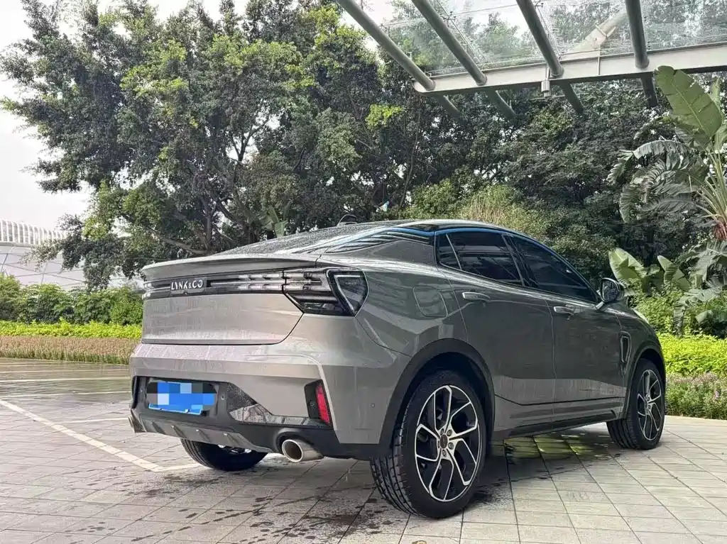 Lynk & Co 05 — миниатюра 3