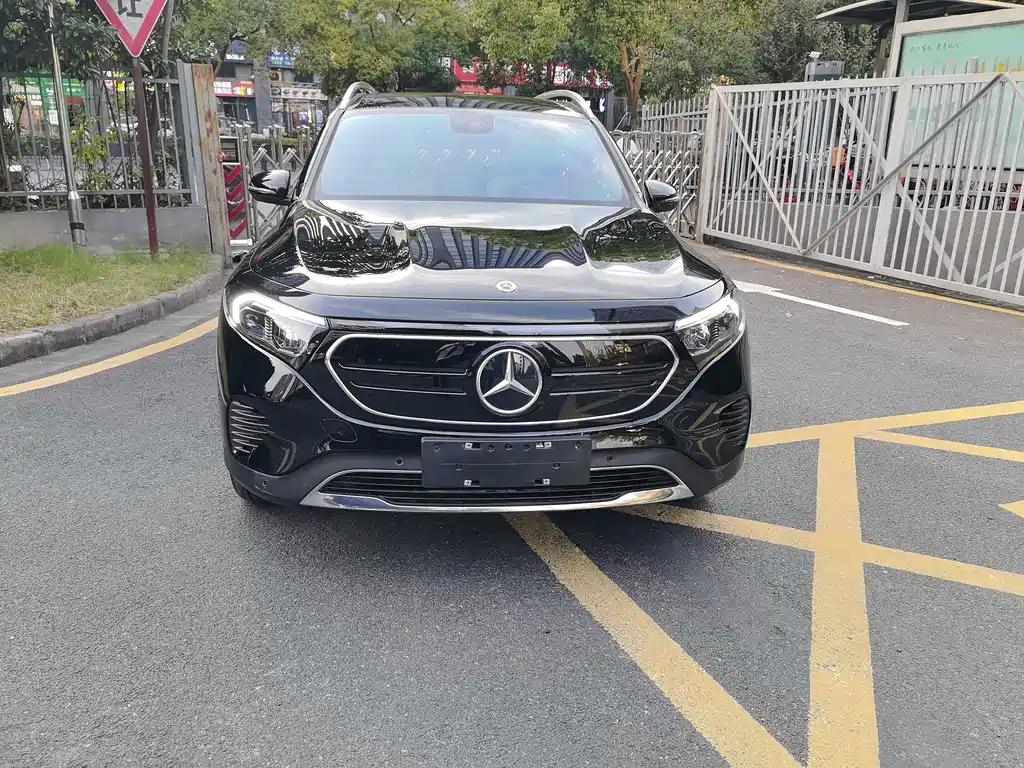 Mercedes-Benz EQB — миниатюра 3