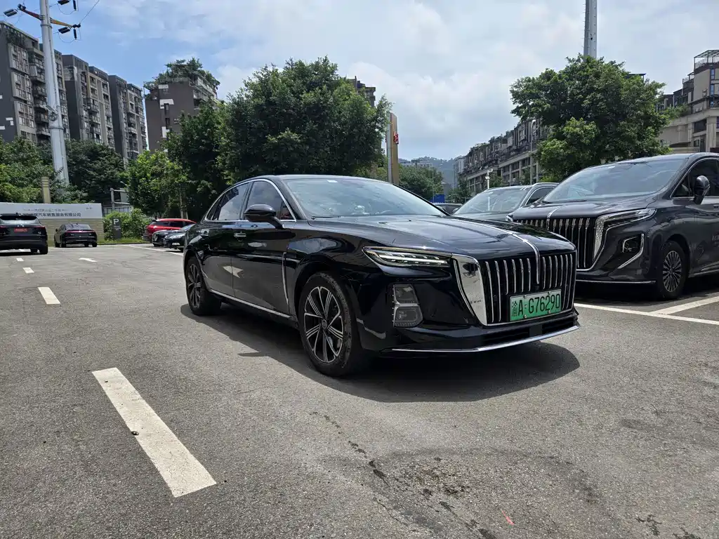 Hongqi Hongqi H5 — миниатюра 3