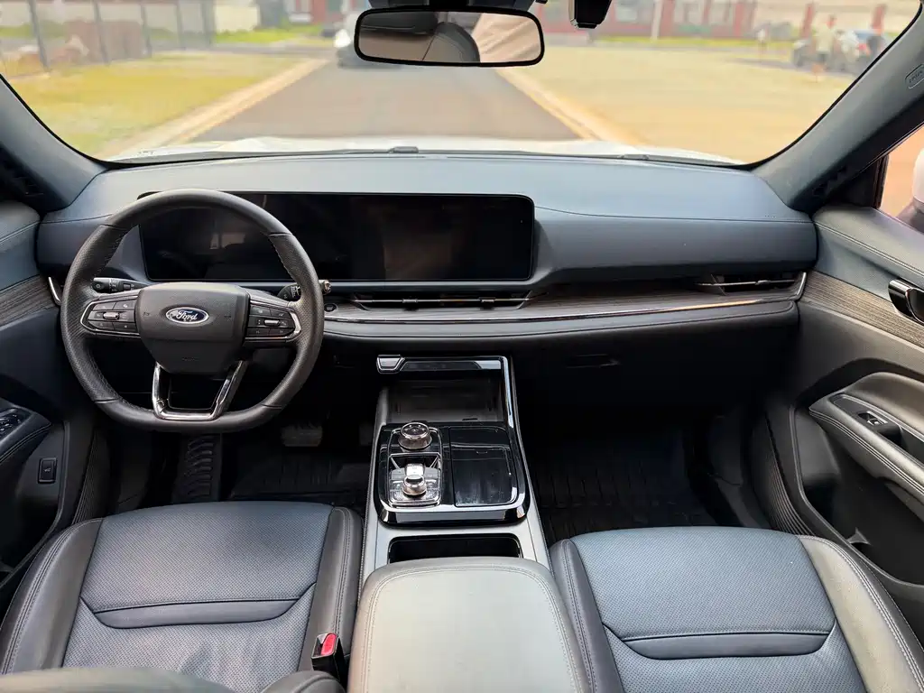 Ford Equator Sport — миниатюра 6
