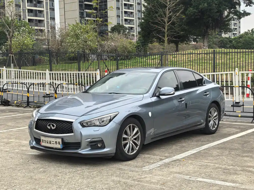 Infiniti Q50L 2015