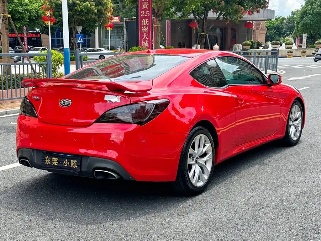 Hyundai Genesis Coupe — миниатюра 8