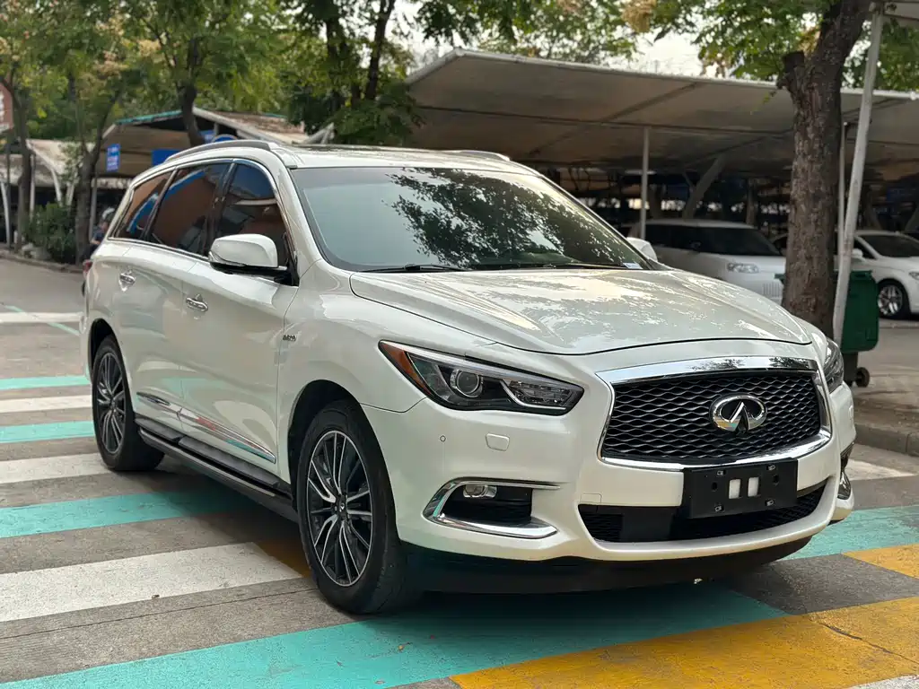 Infiniti QX60 (Import) — миниатюра 3