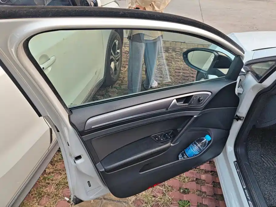 Volkswagen Golf — миниатюра 6