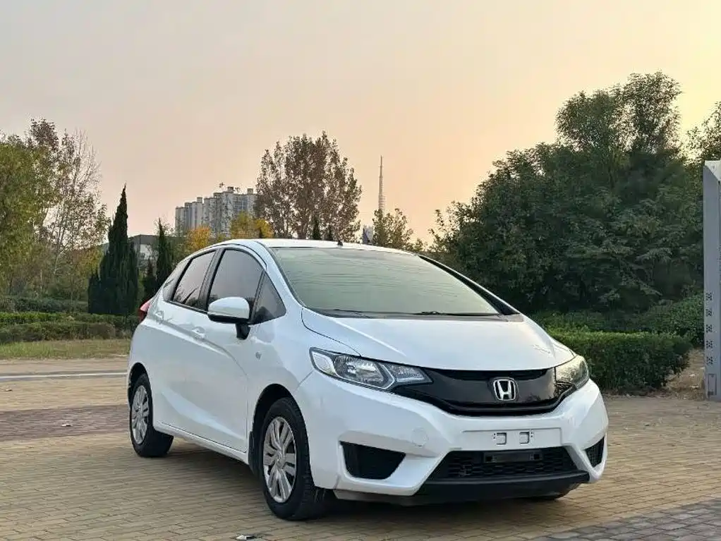 Honda Fit — миниатюра 3