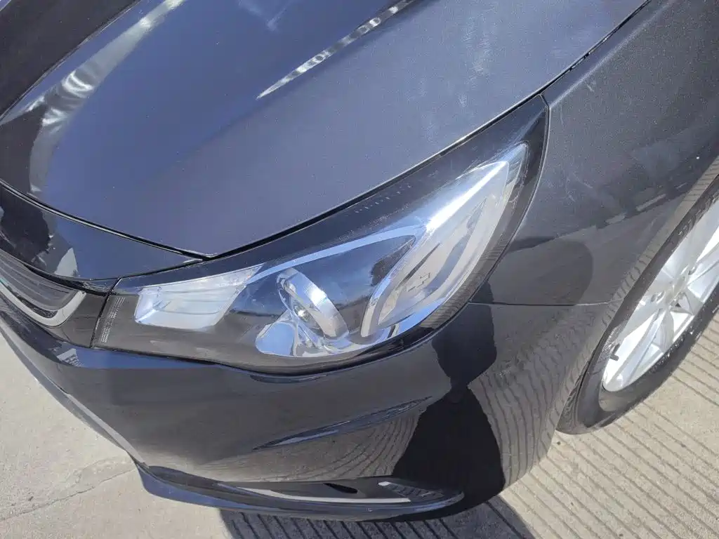 Chevrolet Malibu — миниатюра 15