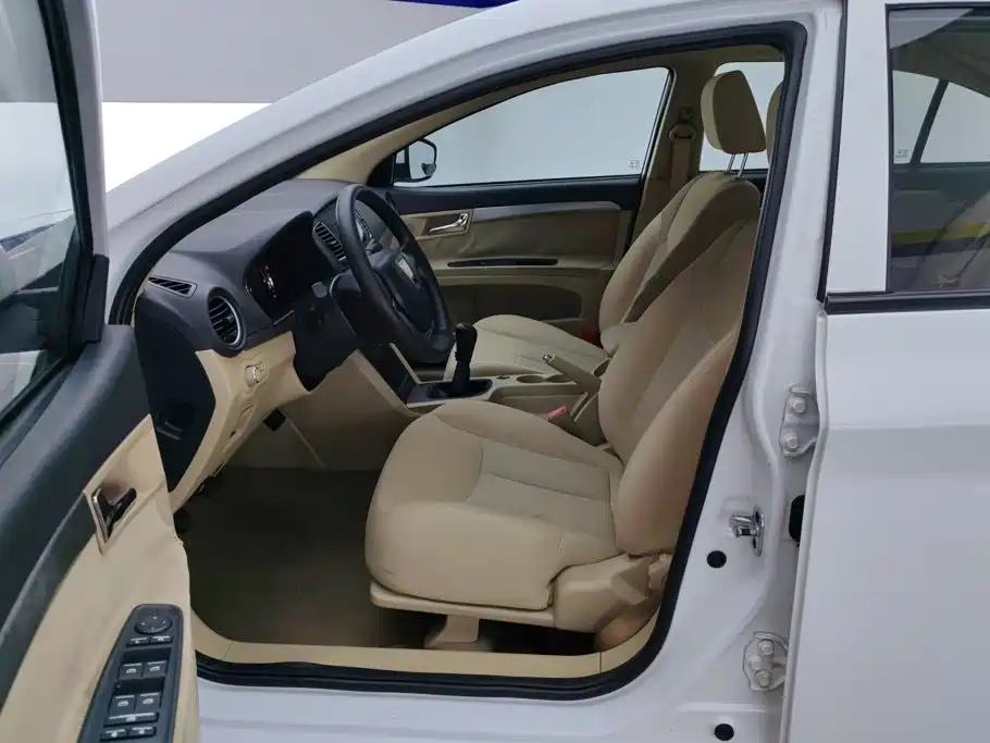 Roewe 350 — миниатюра 9