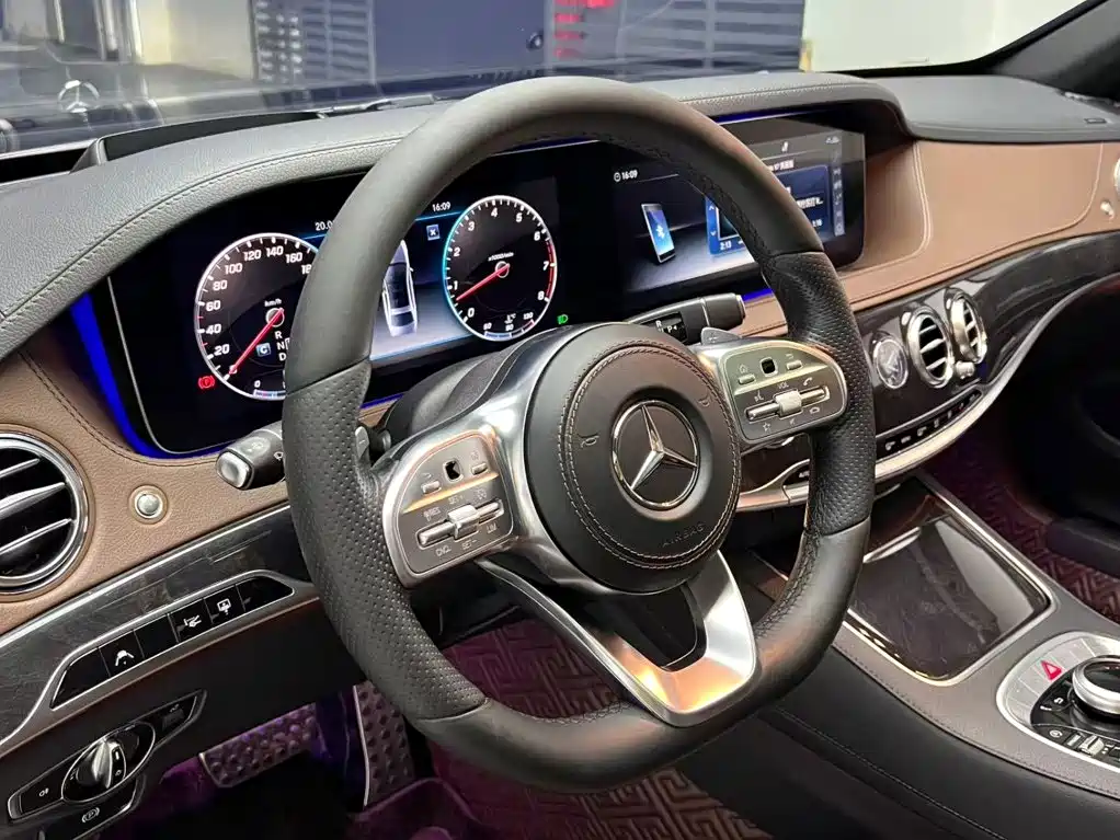 Mercedes-Benz S-Class — миниатюра 7