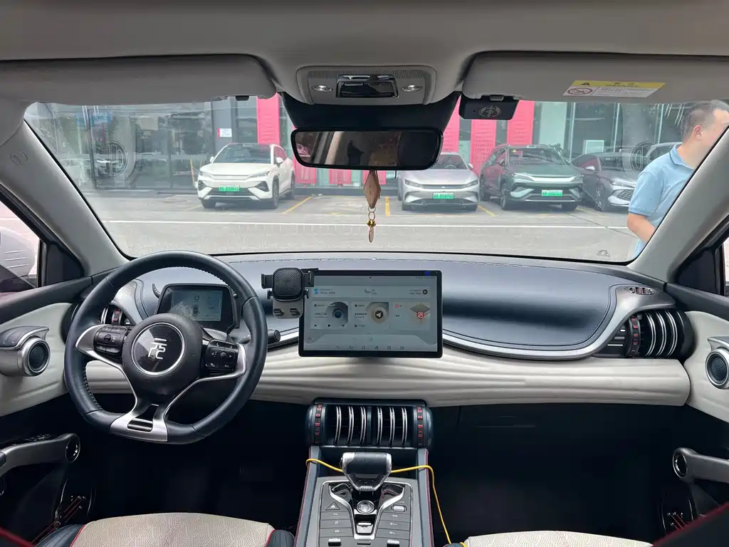 BYD Yuan Plus — миниатюра 6