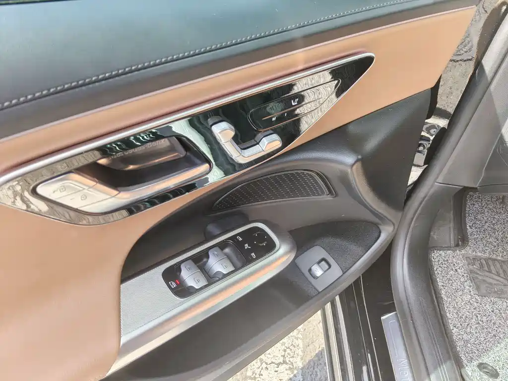 Mercedes-Benz E-Class E 2025 E 260 L Sport