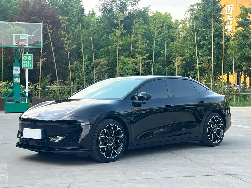 Zeekr 007