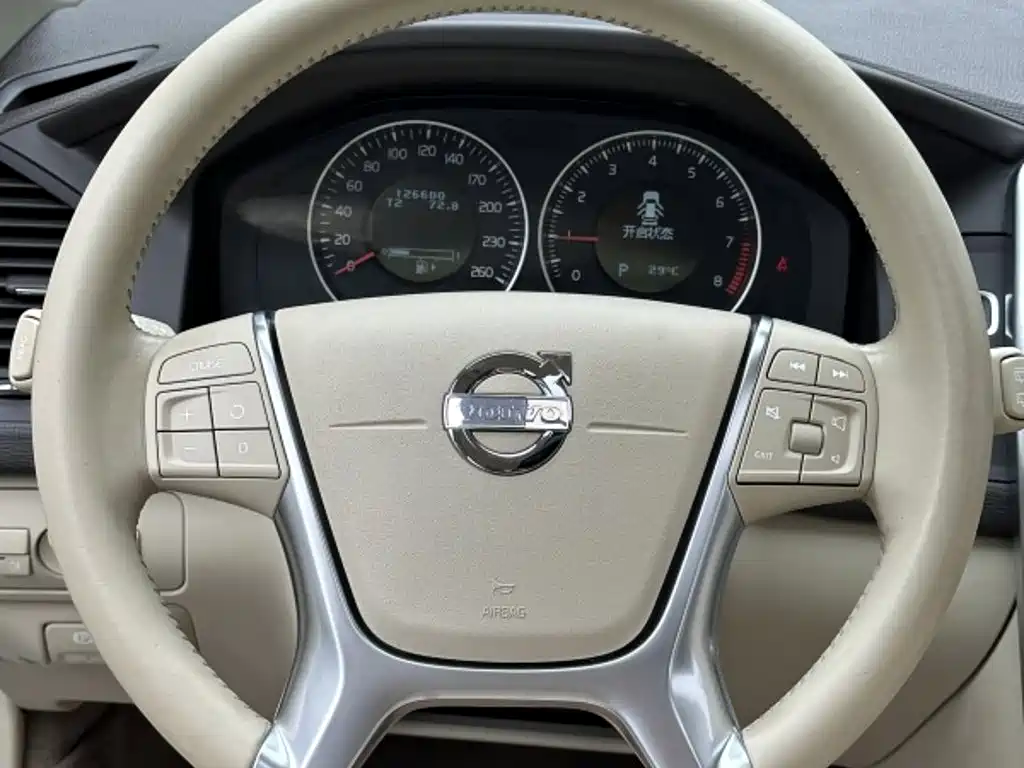 Volvo XC60 (Import) — миниатюра 13