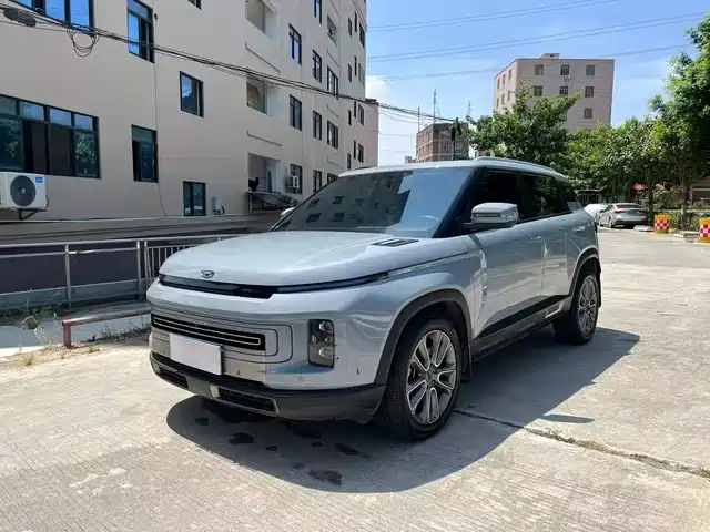 2021 Geely Icon