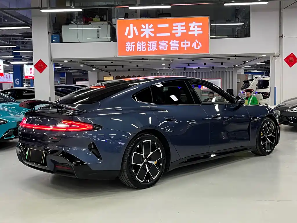 XIAOMI CAR XIAOMI SU7