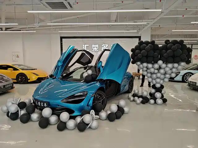 MCLAREN  720S 2020