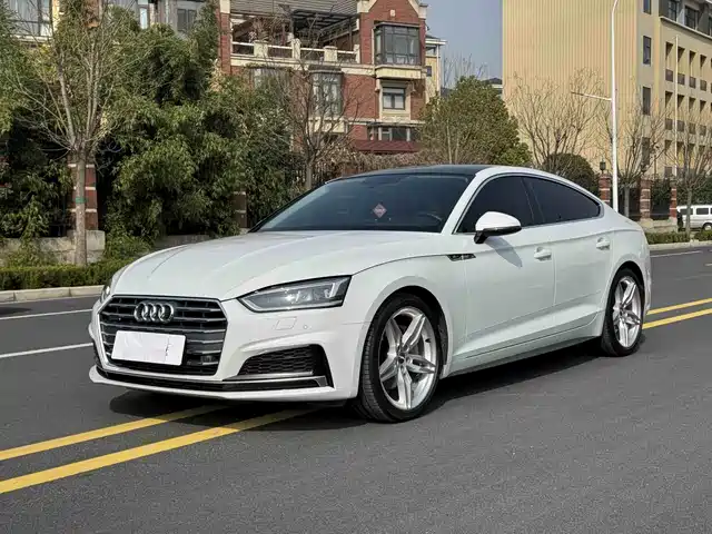 AUDI A5 2019