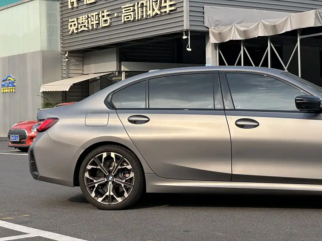 BMW 3 Series — миниатюра 8