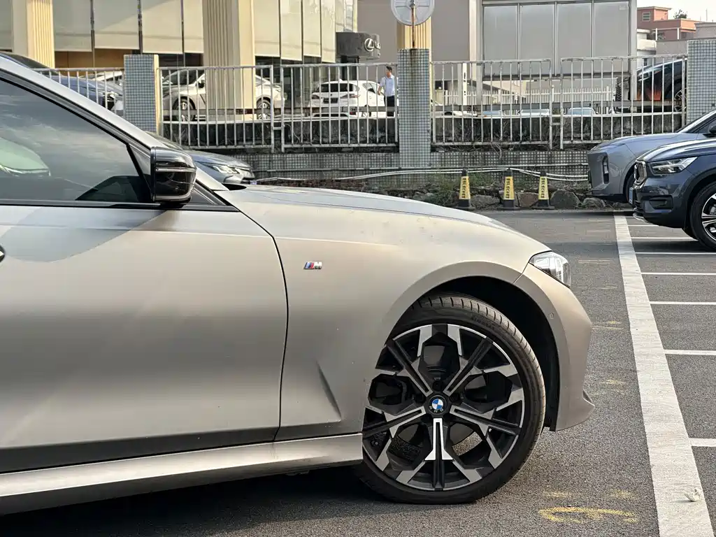 BMW 3 Series — миниатюра 5