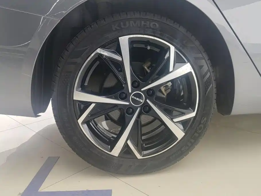 Roewe i5 — миниатюра 6