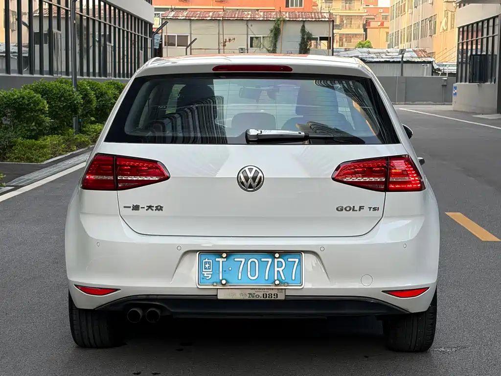 Volkswagen Golf — миниатюра 5