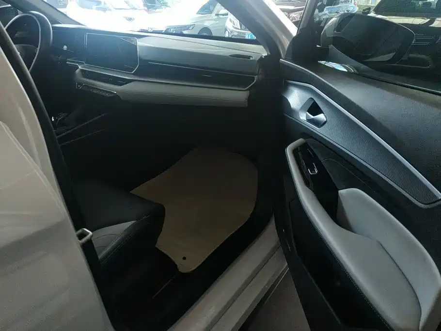 Geely Binrui — миниатюра 8